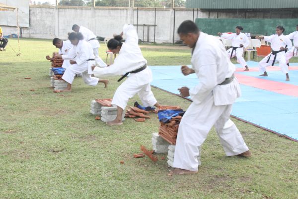 අන්තර් ඒකක කරාතේ තරගාවලියේ ජය අනුරාධපුරට