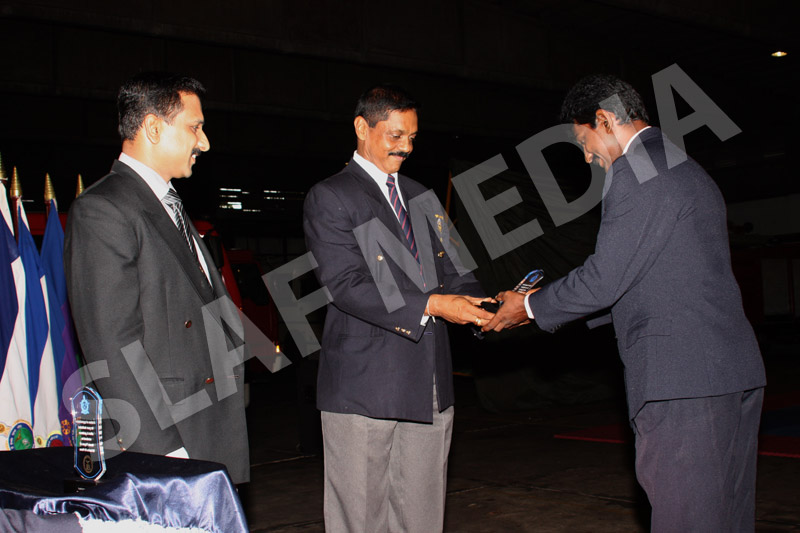 අන්තර් ඒකක කරාතේ තරගාවලියේ ජය ඒකලට අන්තර් ඒකක කරාතේ තරගාවලියේ ජය ඒකලට