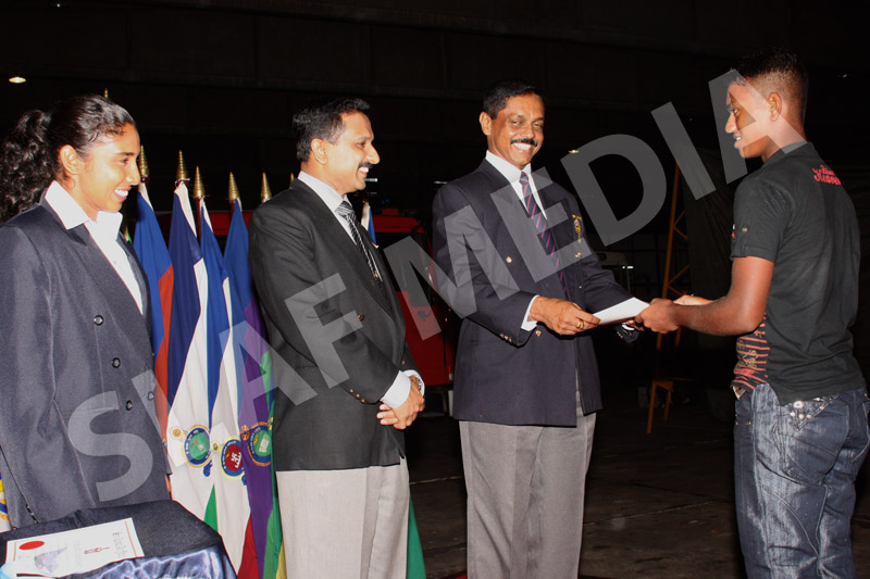අන්තර් ඒකක කරාතේ තරගාවලියේ ජය ඒකලට අන්තර් ඒකක කරාතේ තරගාවලියේ ජය ඒකලට