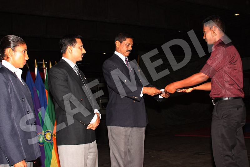 අන්තර් ඒකක කරාතේ තරගාවලියේ ජය ඒකලට අන්තර් ඒකක කරාතේ තරගාවලියේ ජය ඒකලට
