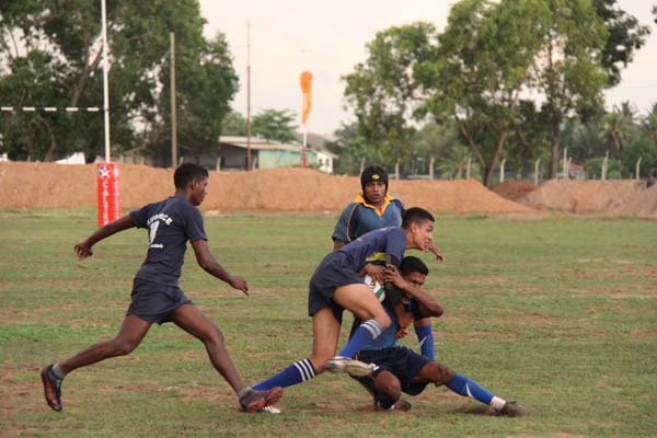 තෙවන වරටත් අන්තර් ඒකක රග්බි තරගාවලියේ ශූරතාවය දියතලාවට තෙවන වරටත් අන්තර් ඒකක රග්බි තරගාවලියේ ශූරතාවය දියතලාවට