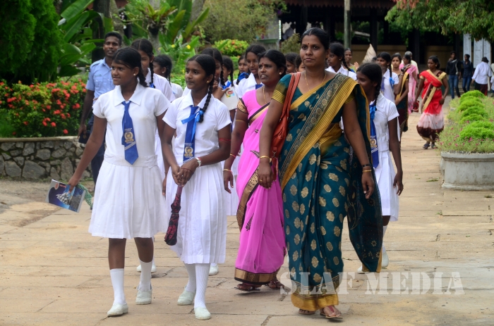 SLAF Sponsors an Educational Tour for Jaffna School Children
