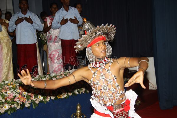 'Guwanviru Pranama' Scholarships Awards Ceremony