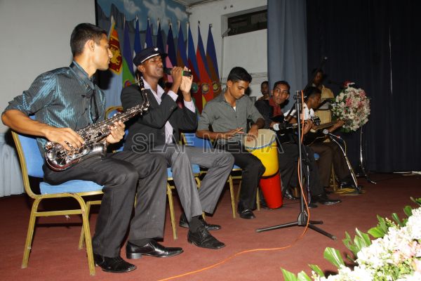 'Guwanviru Pranama' Scholarships Awards Ceremony