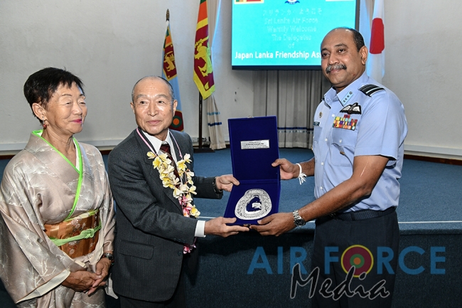 Japan Lanka Friendship Association Make Generous Donations to the SLAF