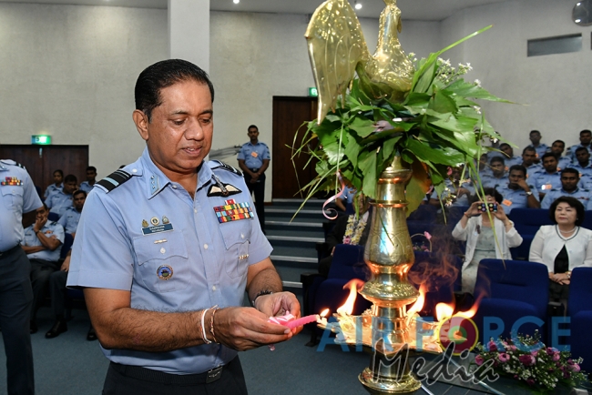 Japan Lanka Friendship Association Make Generous Donations to the SLAF