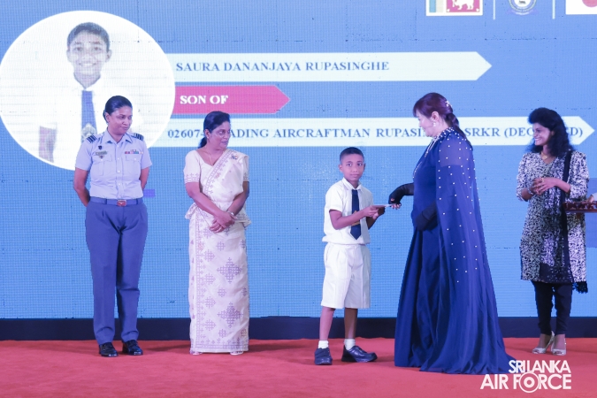 JAPAN LANKA FRIENDSHIP ASSOCIATION DONATES FIRE FIGHTING EQUIPMENT, SCHOLARSHIPS AND SPECTACLES TO SLAF SEVA VANITHA UNIT