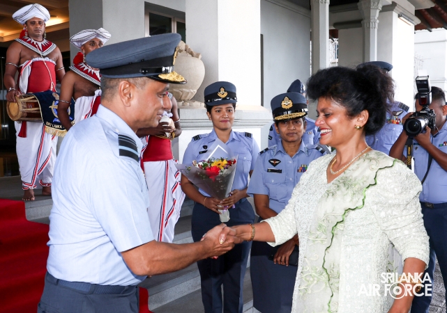 JAPAN-LANKA FRIENDSHIP ASSOCIATION DONATES AMBULANCE, SCHOLARSHIPS AND ESSENTIAL SUPPLIES TO SLAF IN STRENGTHENING BILATERAL TI