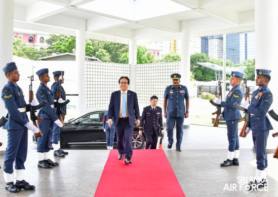 AMBASSADOR OF JAPAN TO SRI LANKA CALLS ON THE COMMANDER