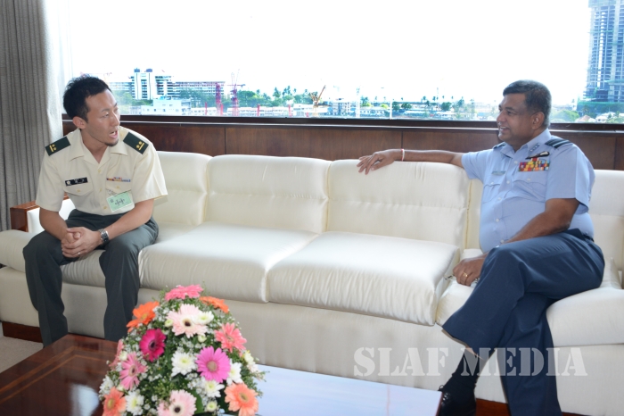 Japanese Defence Attaché Calls on Commander of the Air Force