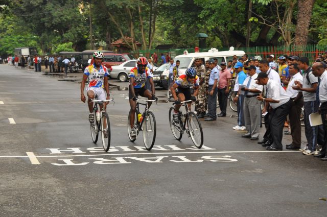 Airman Jeewan Jayasinghe peddles his way to the top at the Maurice Coomerawel Cycle Race