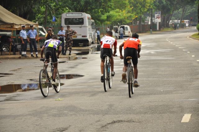 Airman Jeewan Jayasinghe peddles his way to the top at the Maurice Coomerawel Cycle Race
