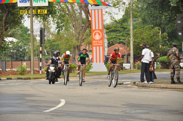 Airman Jeewan Jayasinghe peddles his way to the top at the Maurice Coomerawel Cycle Race