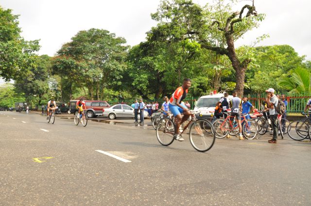 Airman Jeewan Jayasinghe peddles his way to the top at the Maurice Coomerawel Cycle Race