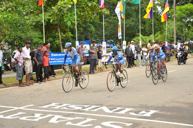 Airman Jeewan Jayasinghe peddles his way to the top at the Maurice Coomerawel Cycle Race