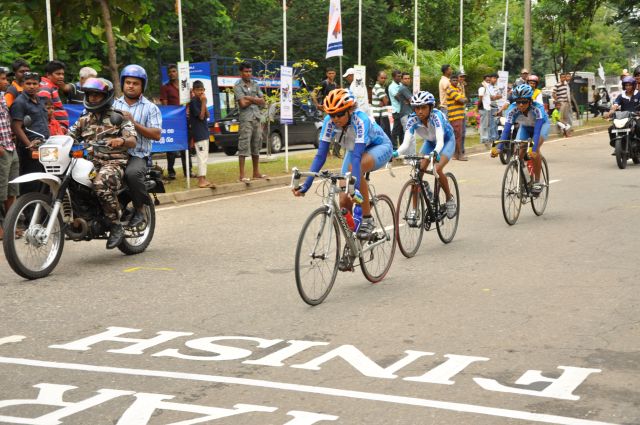 Airman Jeewan Jayasinghe peddles his way to the top at the Maurice Coomerawel Cycle Race