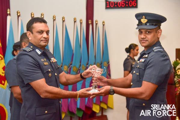 GRADUATION CEREMONY OF NO 70 JUNIOR COMMAND AND STAFF COURSE