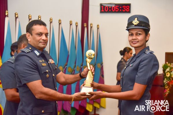 GRADUATION
CEREMONY OF NO 70 JUNIOR COMMAND AND STAFF COURSE