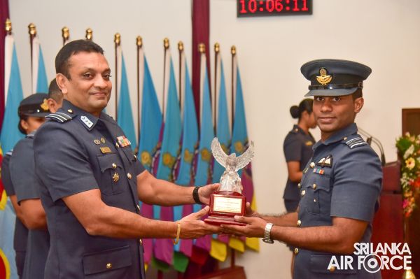 GRADUATION CEREMONY OF NO 70 JUNIOR COMMAND AND STAFF COURSE