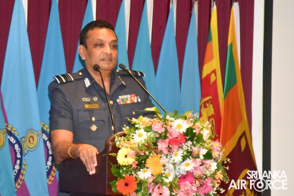 GRADUATION CEREMONY OF NO 70 JUNIOR COMMAND AND STAFF COURSE