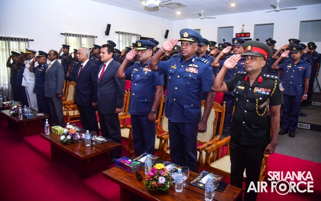 SUCCESSFUL
GRADUATION MARKS CULMINATION OF NO. 75 JUNIOR COMMAND AND STAFF COURSE
AT SLAF ACADEMY CHINA BAY