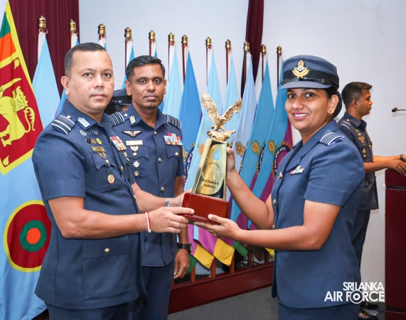 GRADUATION CEREMONY OF NO. 81 JUNIOR COMMAND AND STAFF COURSE AT SLAF ACADEMY CHINA BAY
