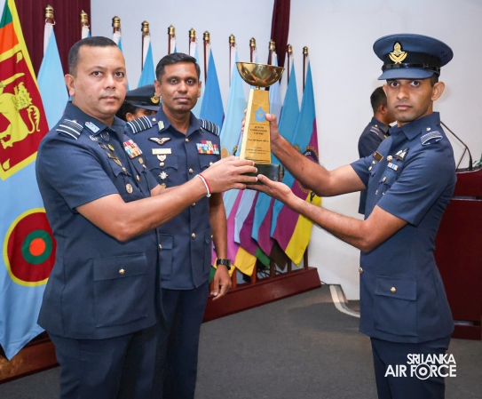 GRADUATION CEREMONY OF NO. 81 JUNIOR COMMAND AND STAFF COURSE AT SLAF ACADEMY CHINA BAY