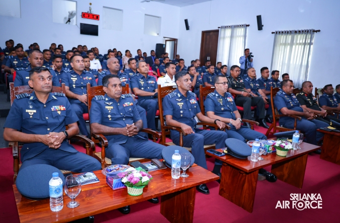 GRADUATION CEREMONY OF NO. 81 JUNIOR COMMAND AND STAFF COURSE AT SLAF ACADEMY CHINA BAY