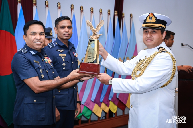 GRADUATION CEREMONY OF NO. 80 JUNIOR COMMAND AND STAFF COURSE AT SLAF ACADEMY CHINA BAY