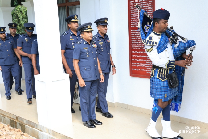 GRADUATION CEREMONY OF NO. 80 JUNIOR COMMAND AND STAFF COURSE AT SLAF ACADEMY CHINA BAY
