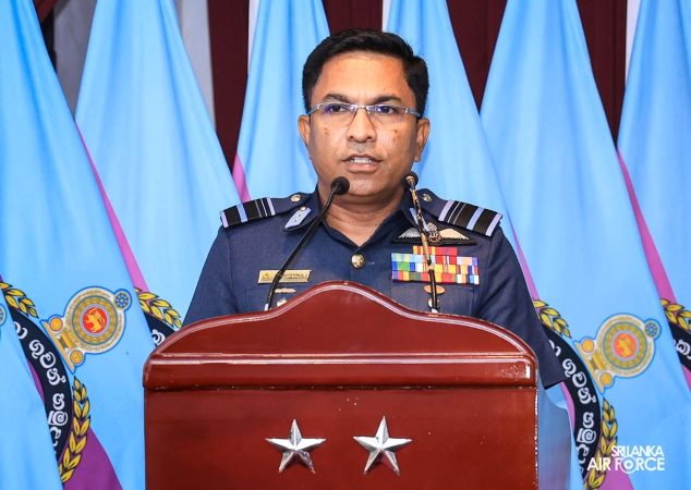 GRADUATION CEREMONY OF NO. 80 JUNIOR COMMAND AND STAFF COURSE AT SLAF ACADEMY CHINA BAY