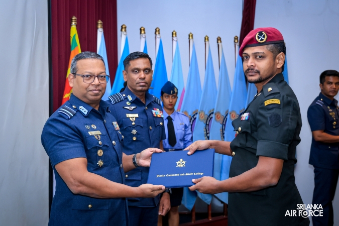 GRADUATION CEREMONY OF NO. 82 JUNIOR COMMAND AND STAFF COURSE AT SLAF ACADEMY CHINA BAY