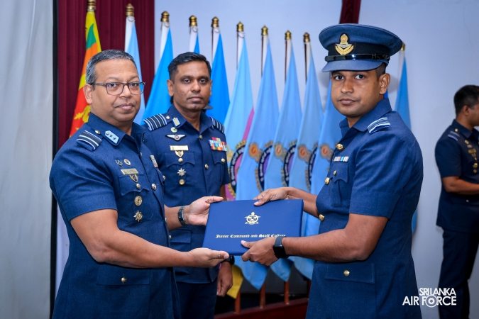 GRADUATION CEREMONY OF NO. 82 JUNIOR COMMAND AND STAFF COURSE AT SLAF ACADEMY CHINA BAY