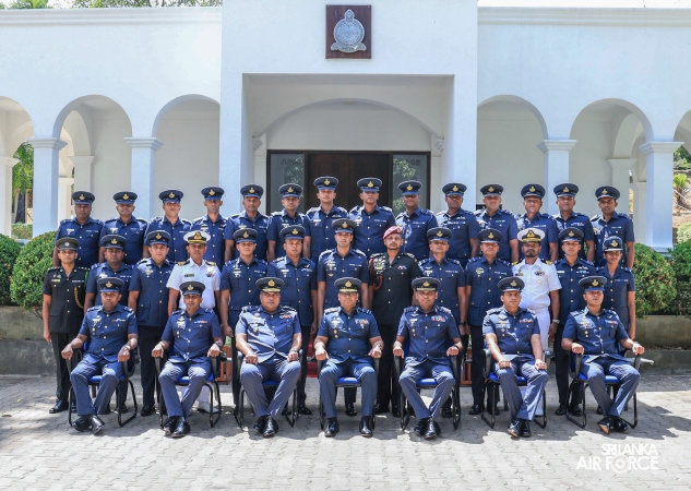 GRADUATION CEREMONY OF NO. 82 JUNIOR COMMAND AND STAFF COURSE AT SLAF ACADEMY CHINA BAY