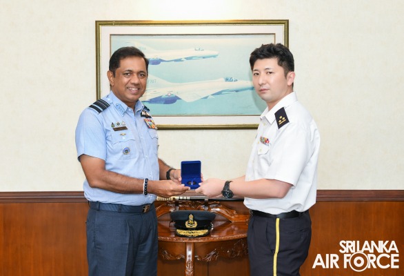 DEFENCE
ADVISORS TO JAPANESE EMBASSY IN SRI LANKA CALL ON COMMANDER OF THE AIR
FORCE