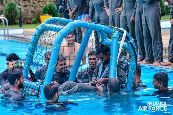 ARTICLE - AIRCREW WATER AND JUNGLE SURVIVAL