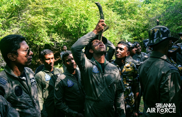 ARTICLE - AIRCREW WATER AND JUNGLE SURVIVAL