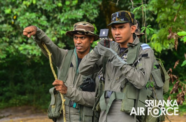 JUNGLE AND WATER SURVIVAL TAINING FOR AOR CREW MEMBERS