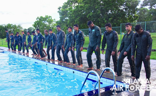 JUNGLE AND WATER SURVIVAL TAINING FOR AOR CREW MEMBERS
