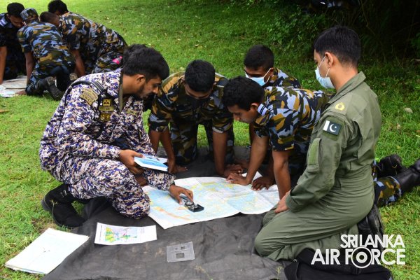 JUNGLE AND WATER SURVIVAL TAINING FOR AOR CREW MEMBERS