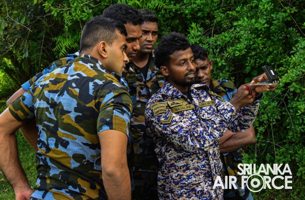JUNGLE AND WATER SURVIVAL TAINING FOR AOR CREW MEMBERS