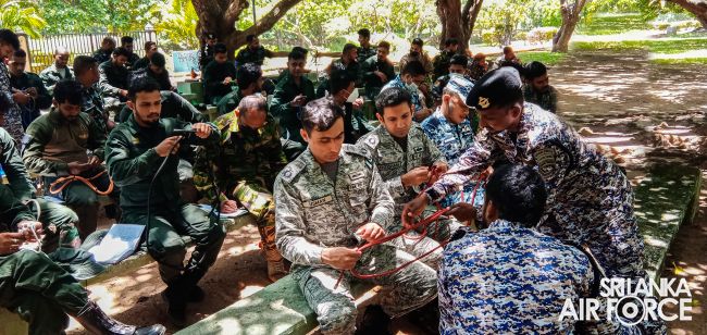 JUNGLE WARFARE AND HELI BORNE OPERATIONS COURSE FOR FOREIGN TRAINEES CONCLUDES AT MORAWEWA