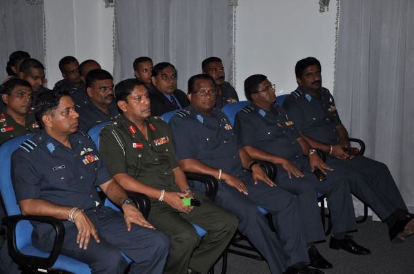 අංක 37
කණිෂ්ඨ අණ හා මාණ්ඩලික පාඨමාලාවේ උපාධි ප්රධානෝත්සවය