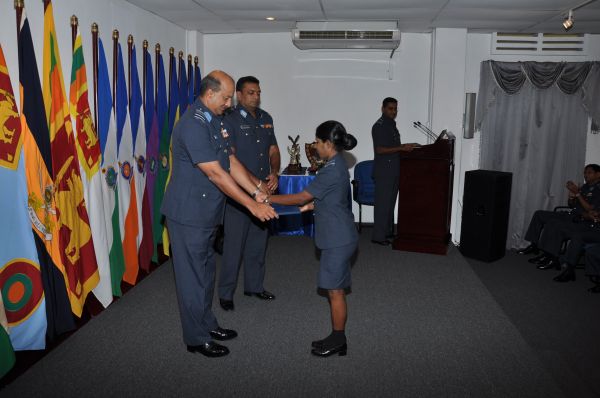 අංක 37
කණිෂ්ඨ අණ හා මාණ්ඩලික පාඨමාලාවේ උපාධි ප්රධානෝත්සවය