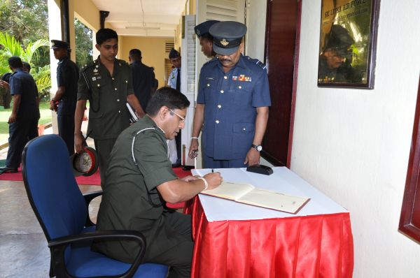 අංක 37
කණිෂ්ඨ අණ හා මාණ්ඩලික පාඨමාලාවේ උපාධි ප්රධානෝත්සවය