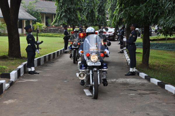 අංක 37
කණිෂ්ඨ අණ හා මාණ්ඩලික පාඨමාලාවේ උපාධි ප්රධානෝත්සවය