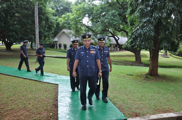 අංක 37
කණිෂ්ඨ අණ හා මාණ්ඩලික පාඨමාලාවේ උපාධි ප්රධානෝත්සවය