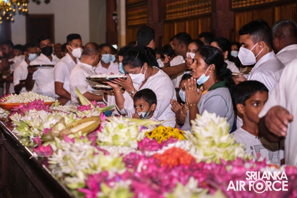 SLAF
CONDUCTS ANNUAL RELIGIOUS CEREMONY AT THE TEMPLE OF THE SACRED TOOTH IN
KANDY
