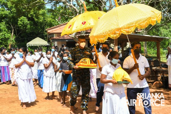 THE PINNACLE OF NEWLY CONSTRUCTED PAGODA AT KANUGAHAWEWA ABHINAWARAMAYA OPENED AMIDST AUSPICIOUS RITUALS
