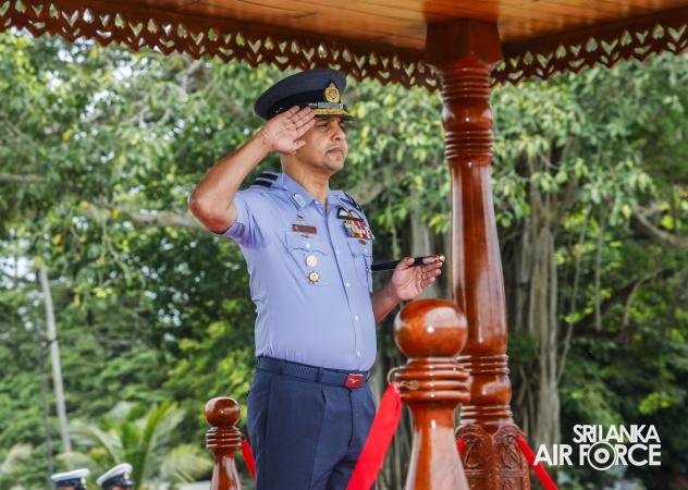 CHANGE OF COMMAND OF SLAF BASE KATUNAYAKE